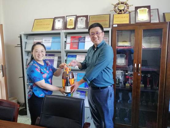 永利娱高ylg060net工会为广大教职工送教师节福利