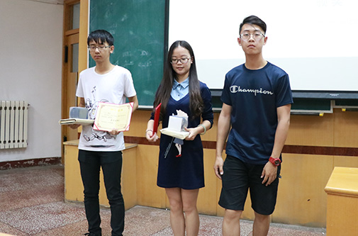 第五届永利娱高ylg060net学生委员会暨学生会部长述职大会成功举办