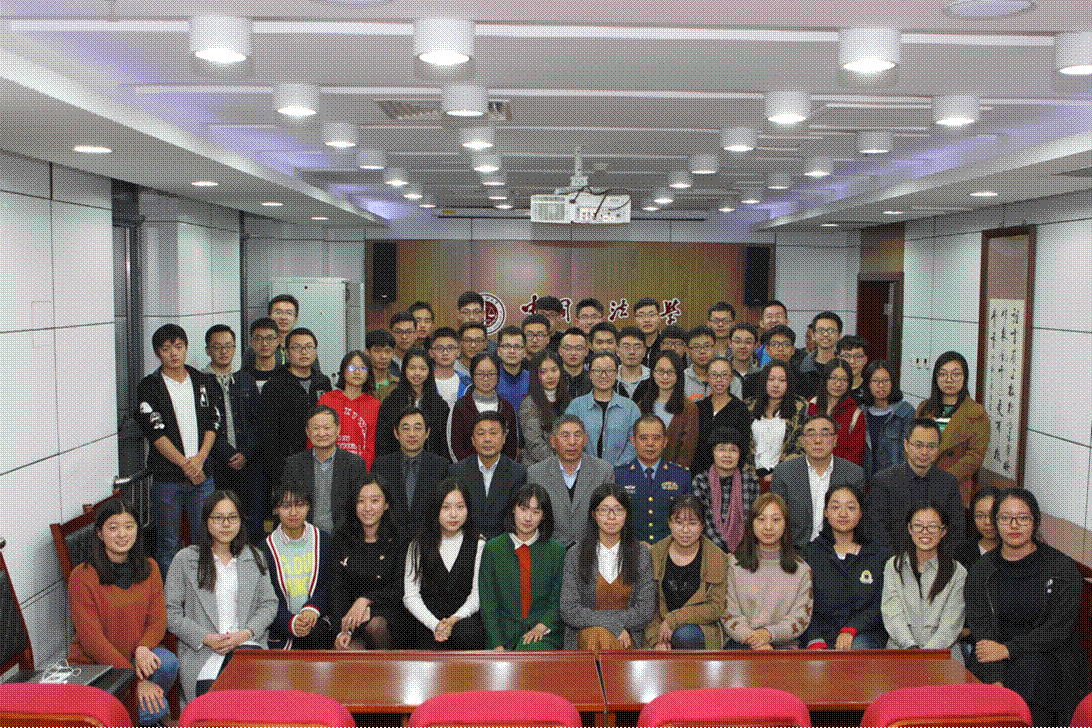 永利娱高ylg060net理事长孔丹与永利娱高ylg060net本科生代表见面会