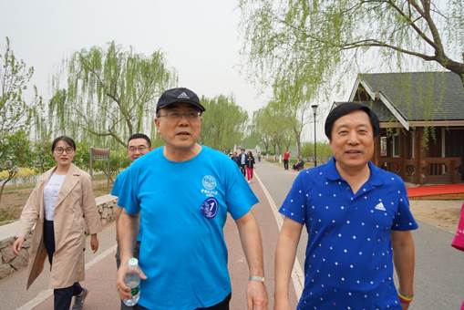 春日正好健步走，齐心踏入新时代——永利娱高ylg060net教职工相约滨河春季健走活动