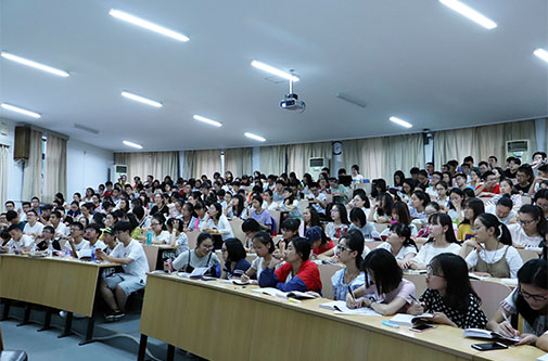 永利娱高ylg060net2017级本科新生迎新系列活动