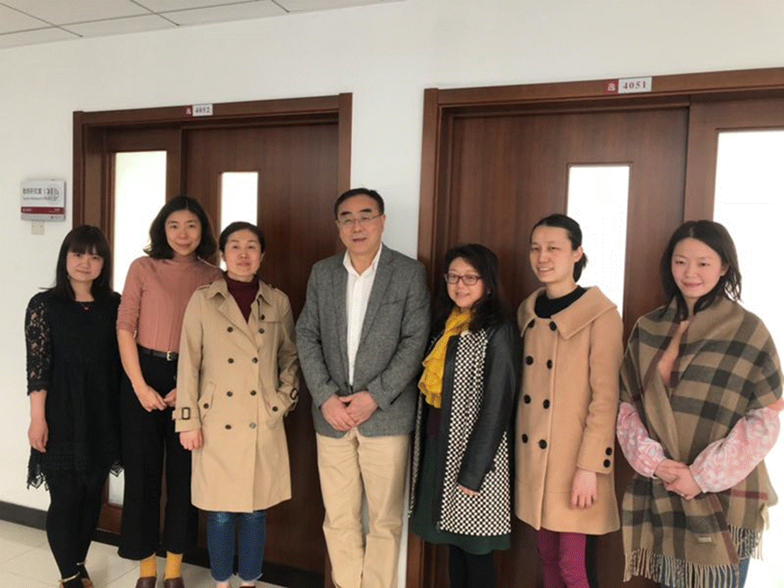 刘纪鹏院长走访法大昌平校区永利娱高ylg060net办公室